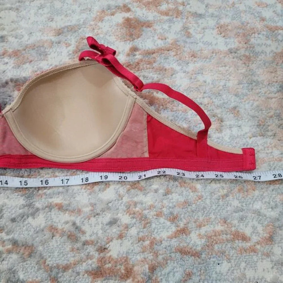 Elle Macpherson Intimates Red Lace Bra with Moulded Cups - Size 34D - Picture 5 of 6